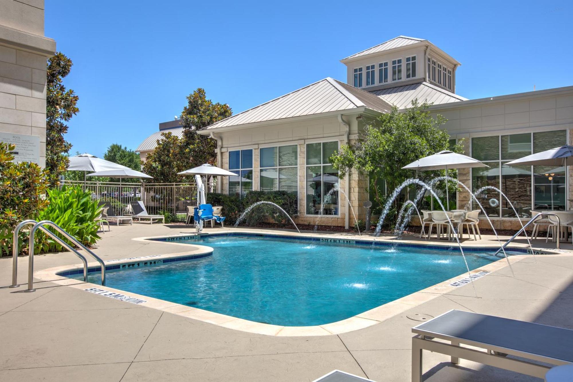 Hilton Garden Inn Dallas Arlington Dış mekan fotoğraf
