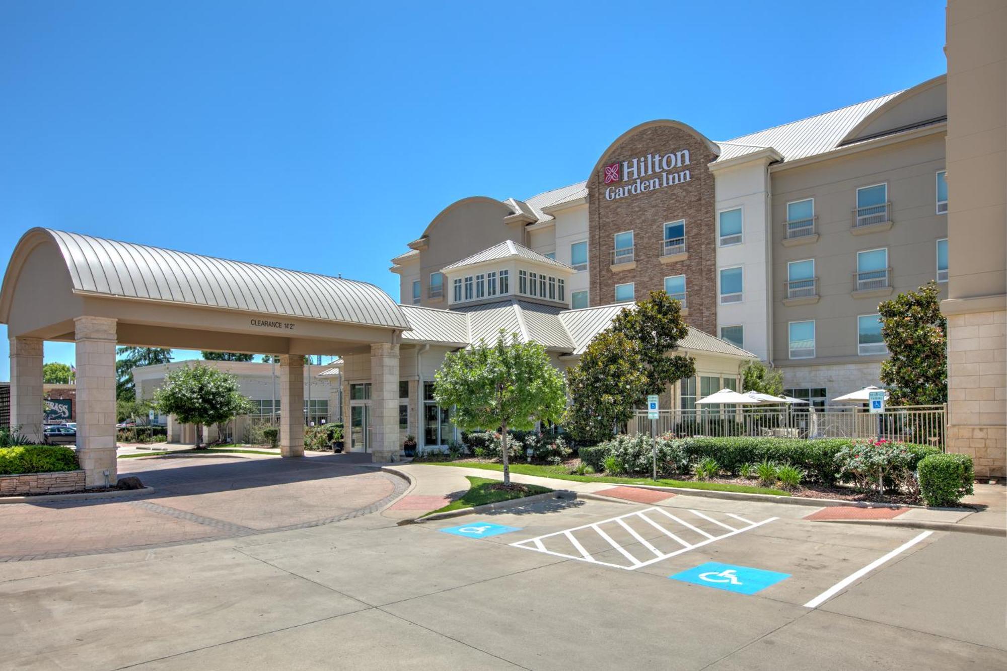 Hilton Garden Inn Dallas Arlington Dış mekan fotoğraf