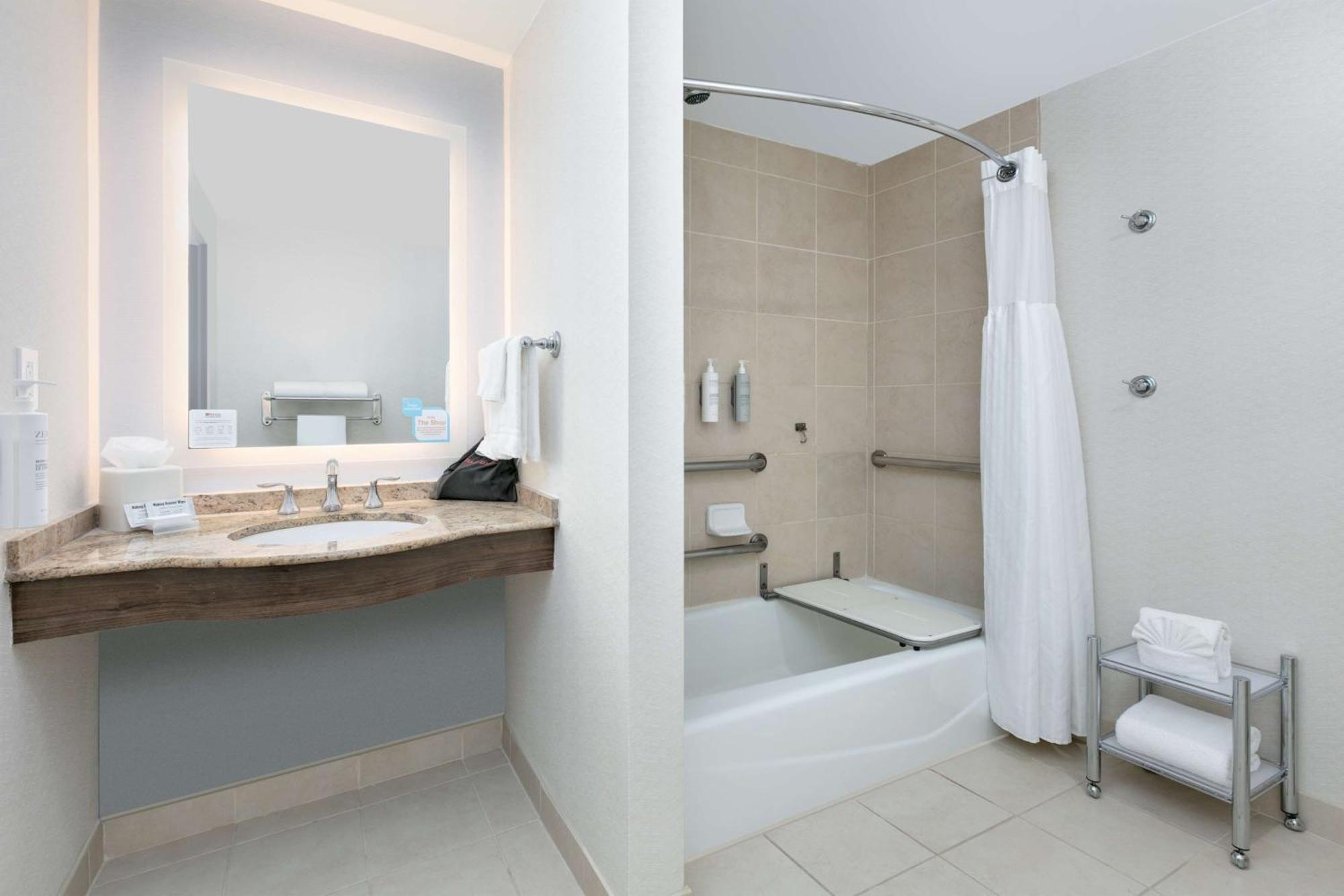 Hilton Garden Inn Dallas Arlington Dış mekan fotoğraf